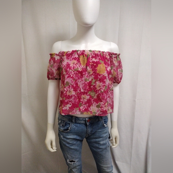 Wayf Tops - WAYF Floral Off the Shoulder Top